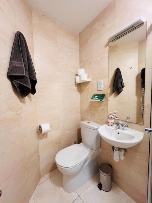 Charming 1 Bedroom Flat In Finsbury Park Apartment *