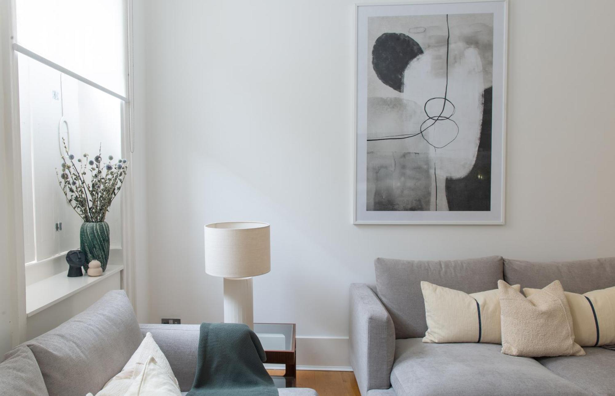 3 Bed- London- Private Garden Apartment
