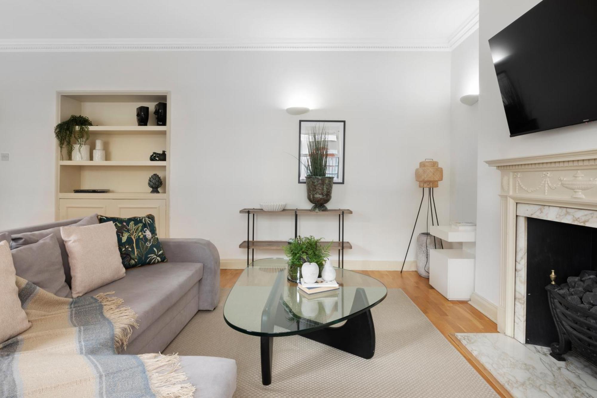 Mayfair Mews Apartment- 2 Bed 3 Lägenhet