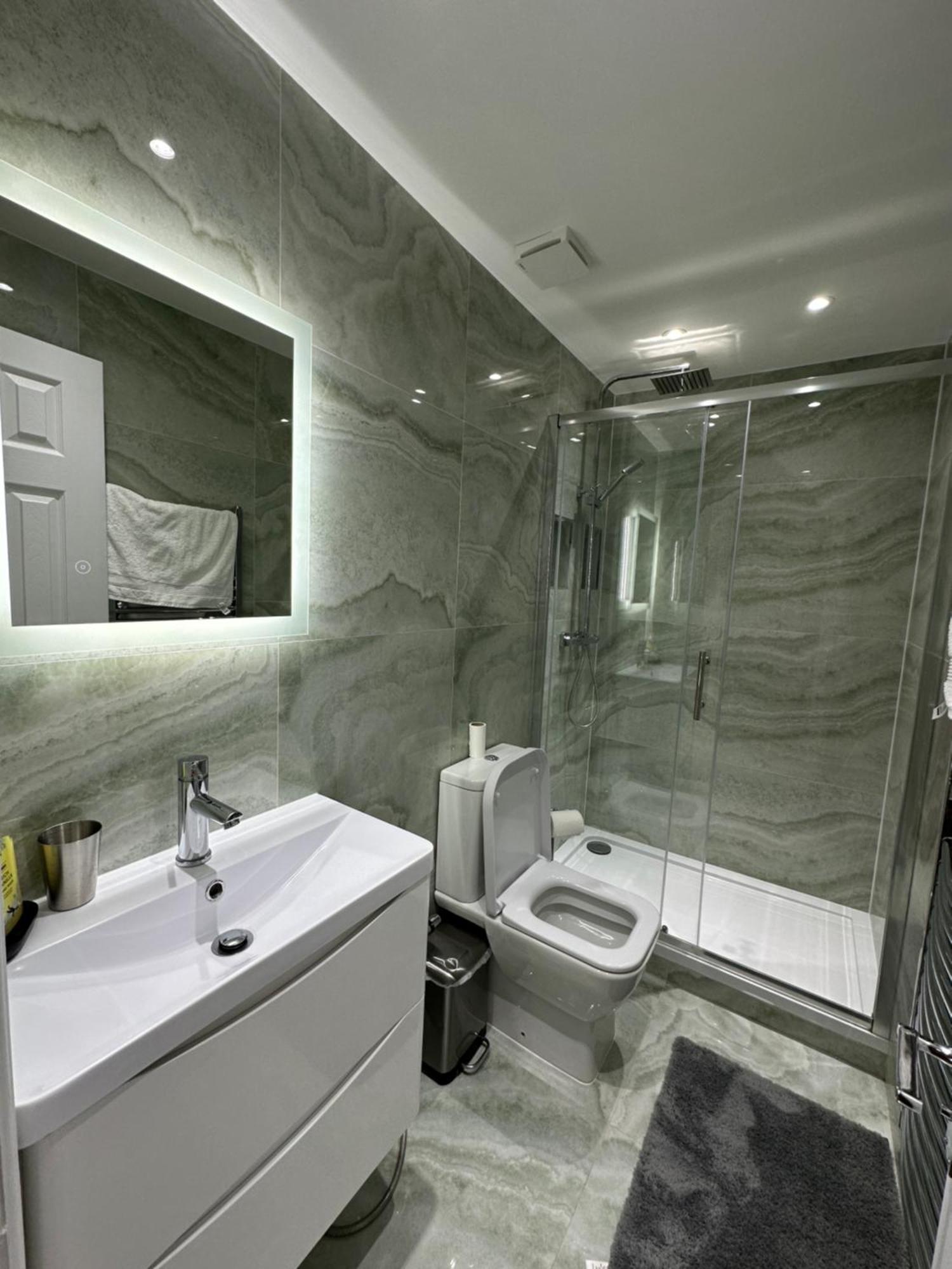 Lejlighed Luxury 2 Bed In Knightsbridge *