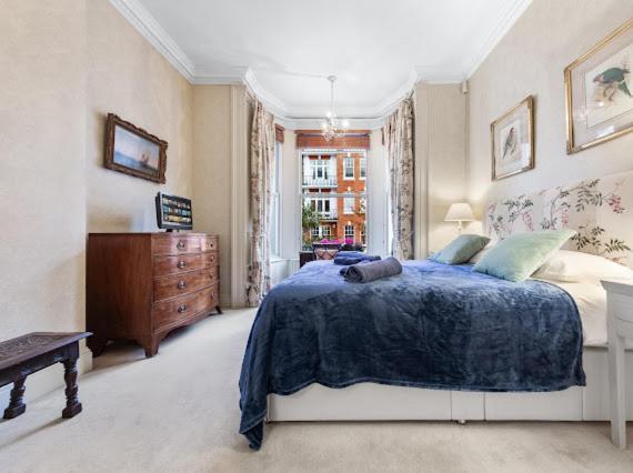 Appartement Chelsea Snug With Garden Londen