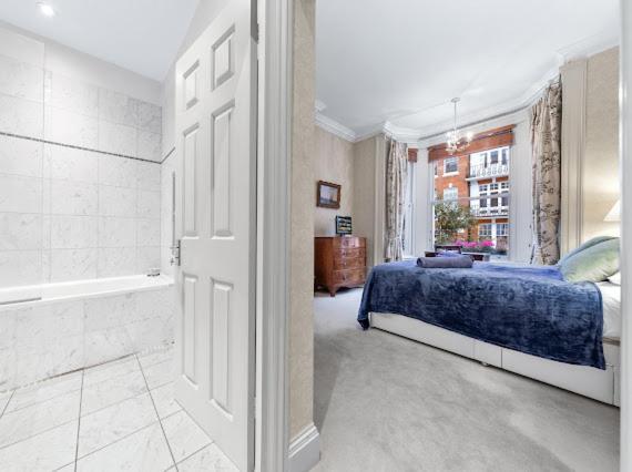 Chelsea Snug With Garden Appartement