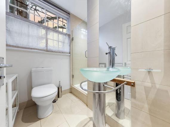 Chelsea Snug With Garden Appartement