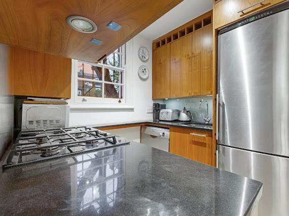 Appartement Chelsea Snug With Garden Londen