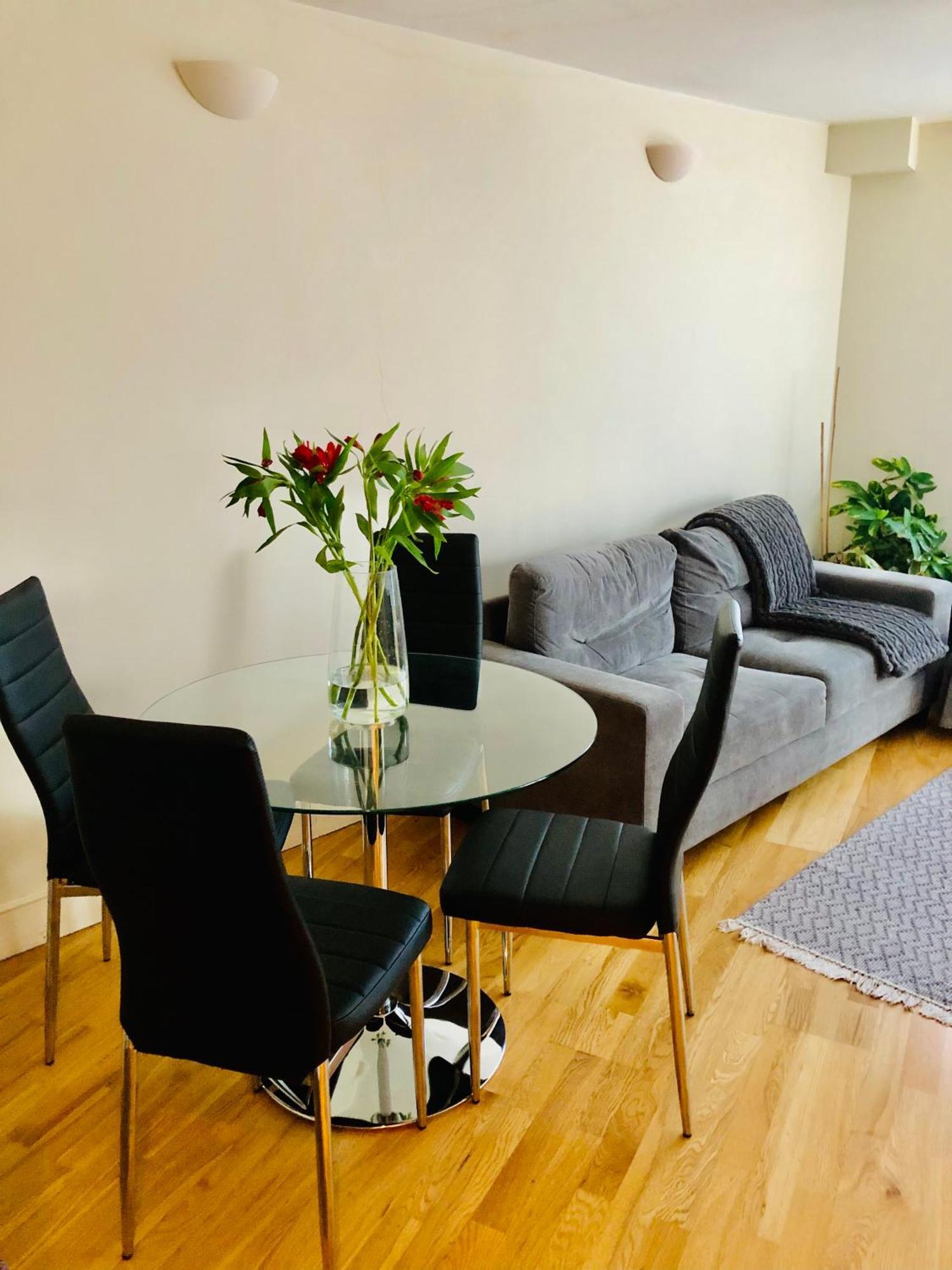Appartement Modern 2 Bedroom 1 Min From Metro