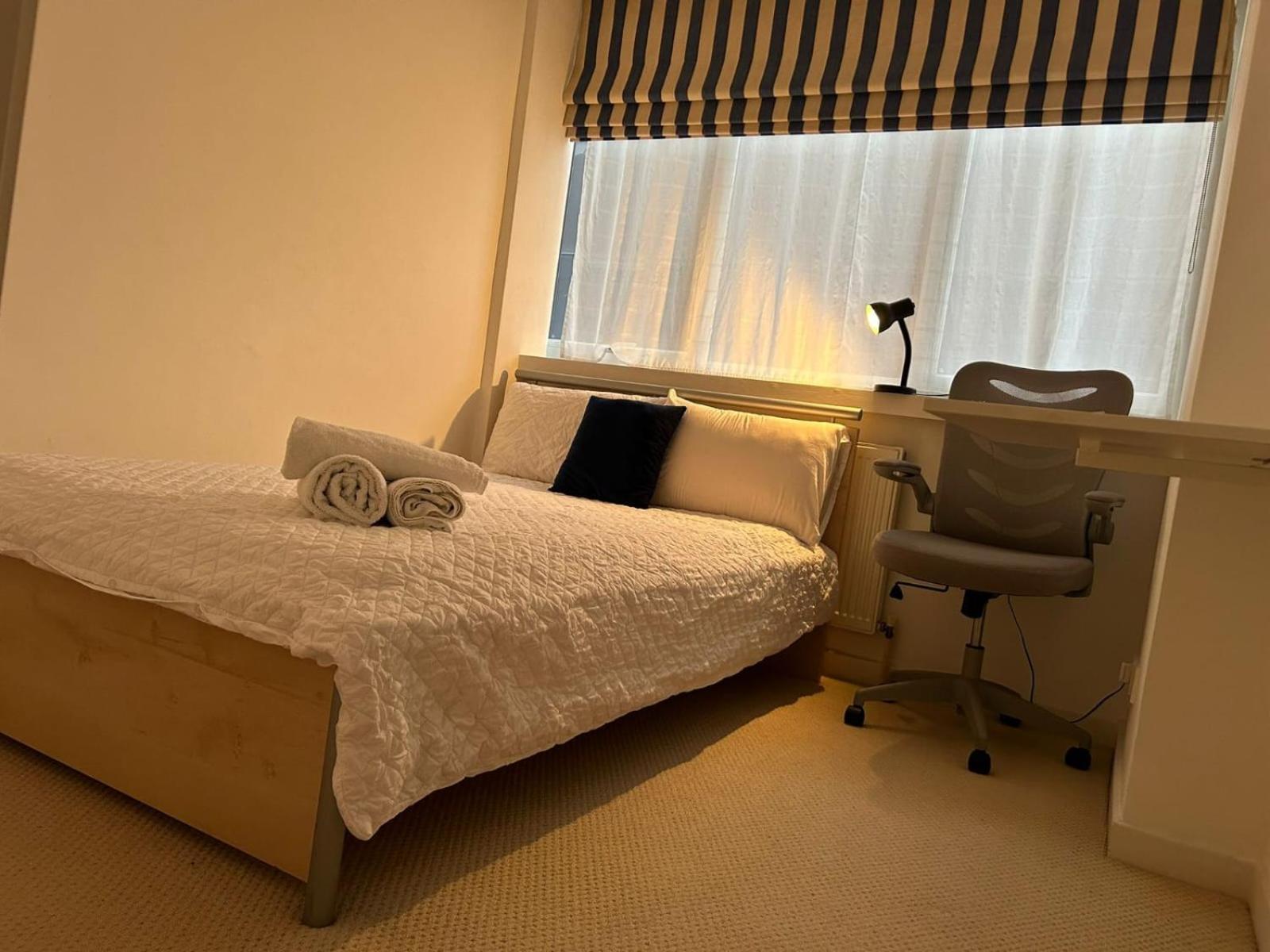 Bed & Breakfast Cavaye House London
