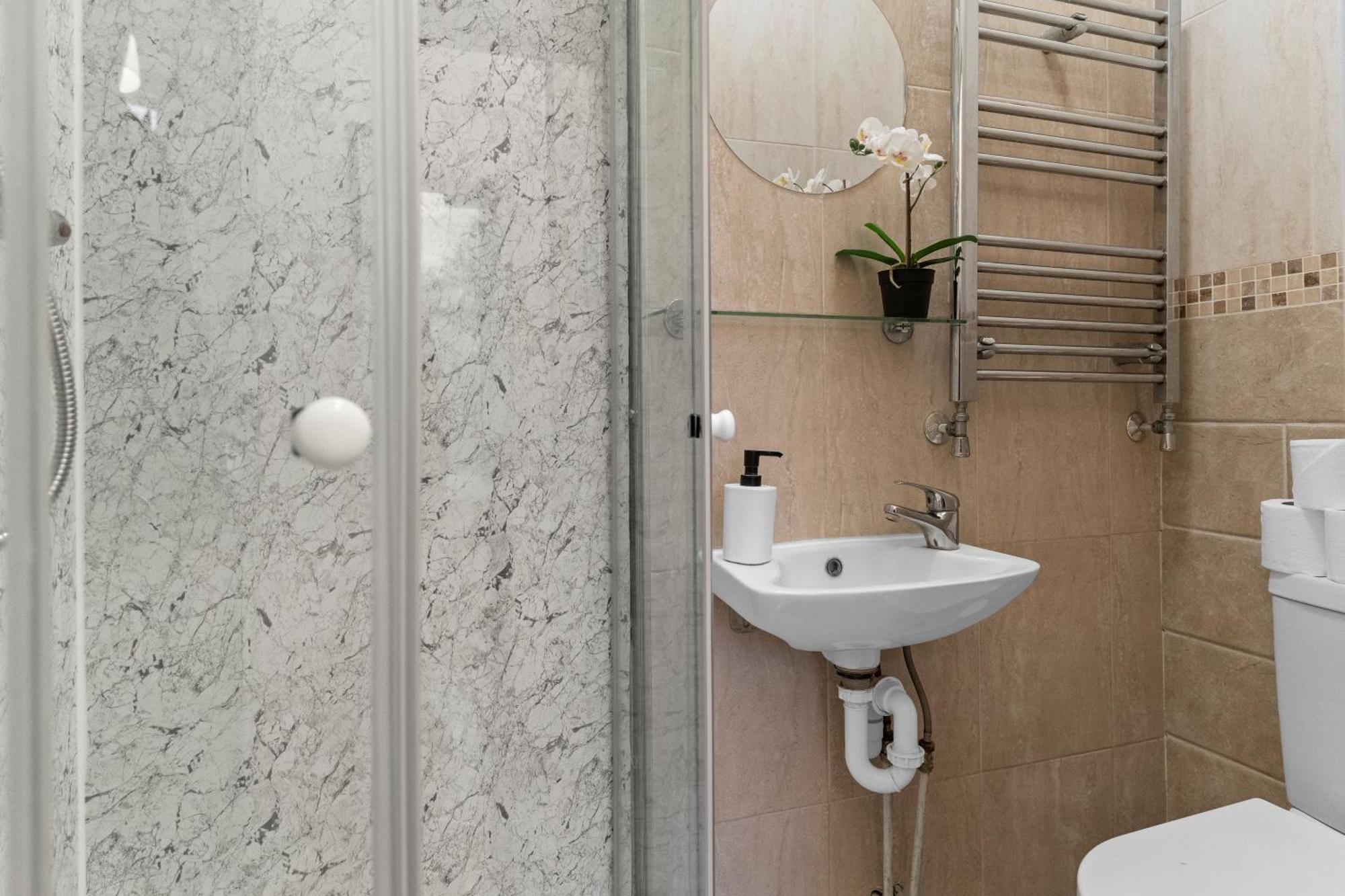 Lägenhet Livestay Affordable One Bedroom & Studio In India Docks E14