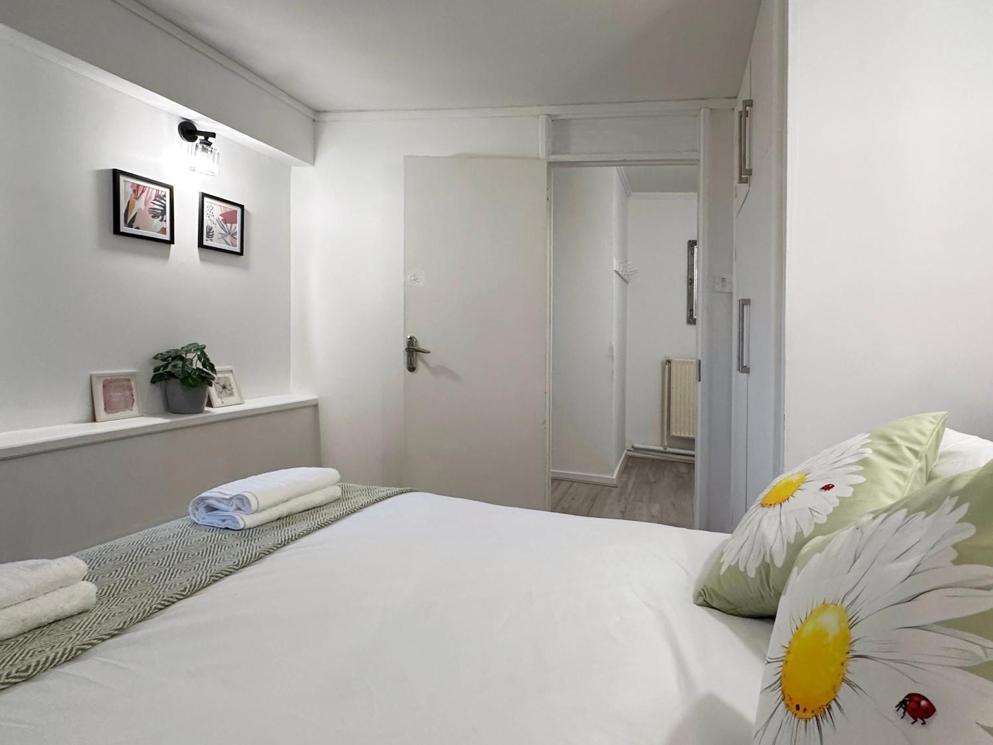 Apartment Aria's Place In Chelsea - 2 King Size Bed, 1 Double Bed