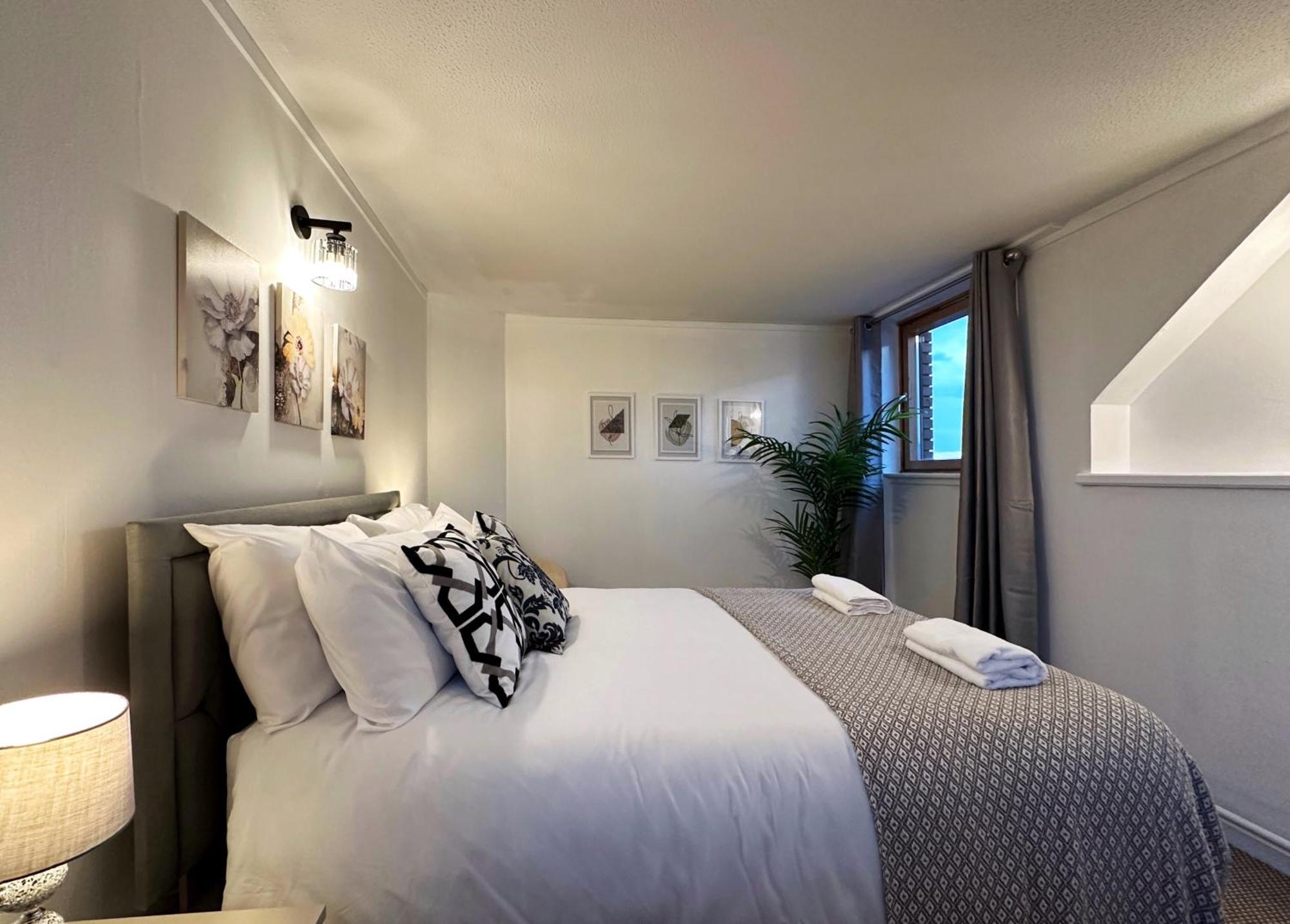 Apartment Aria's Place In Chelsea - 2 King Size Bed, 1 Double Bed *