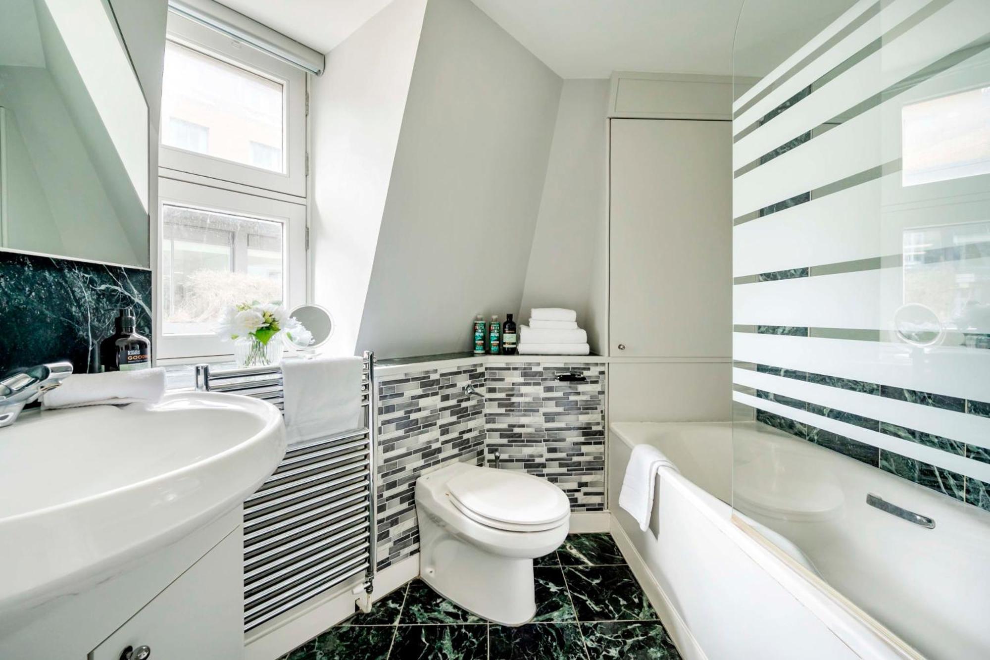 Appartement The Mayfair Marvel- By Out Of Office Lifestyle *