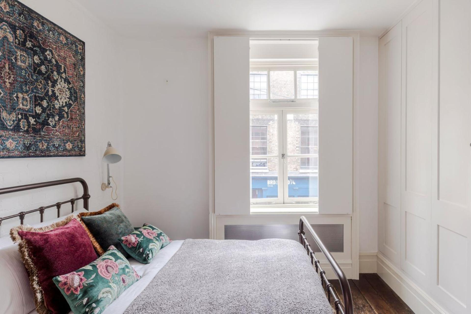 The Cheeky Hideaway-borough- By Frankie Says Apartment *