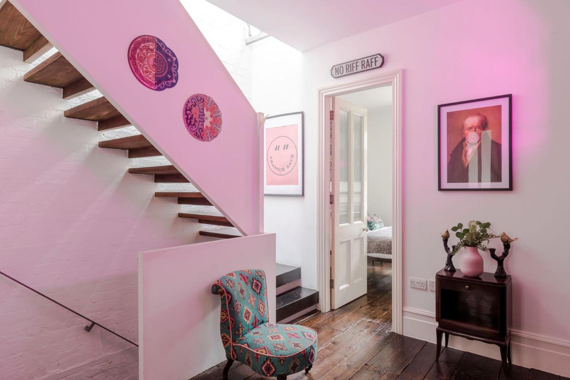 Apartment The Cheeky Hideaway-borough- By Frankie Says London