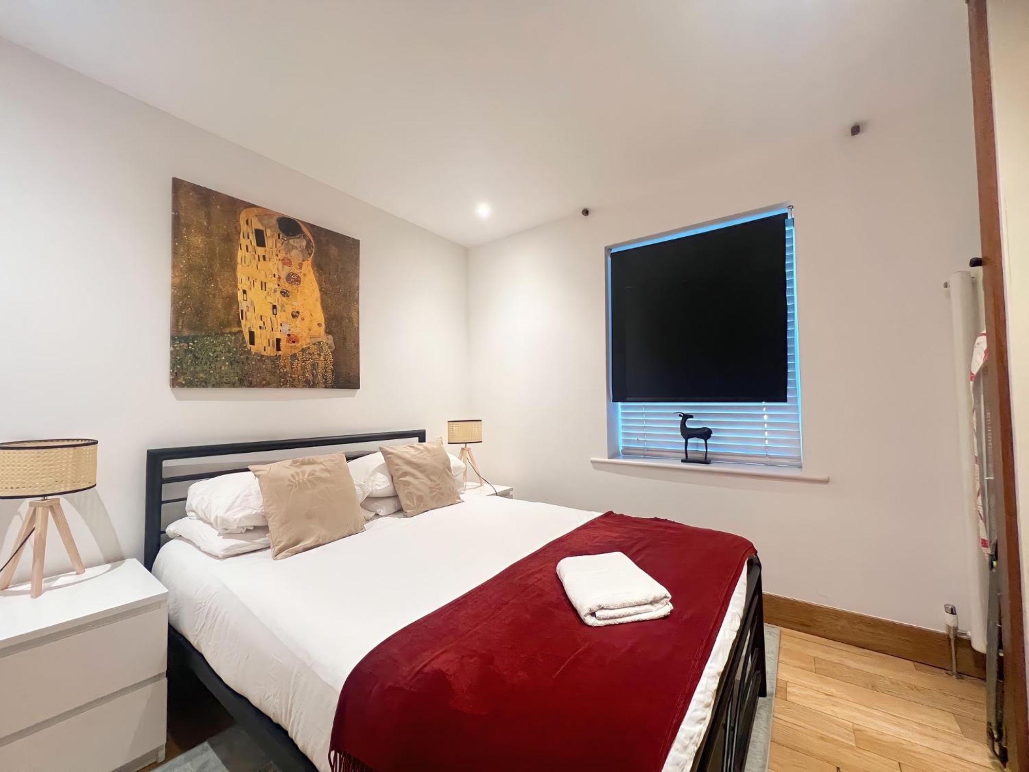 Kensington Luxury Residential *