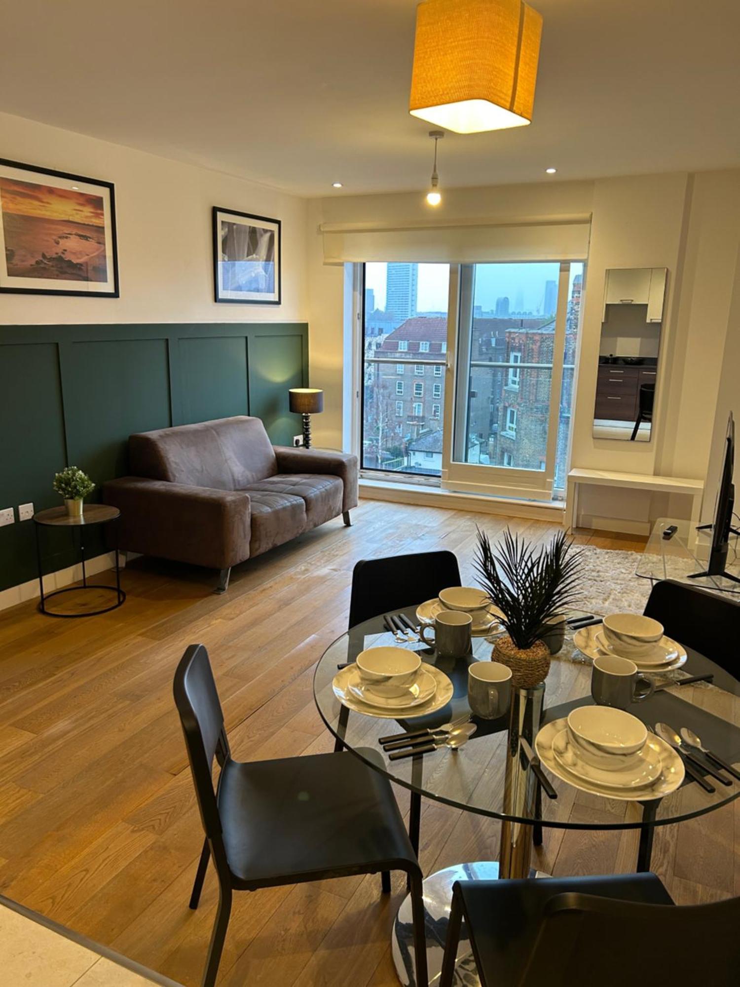 Newly Renovated & Modern 2-br Close To Canary Wharf Appartement