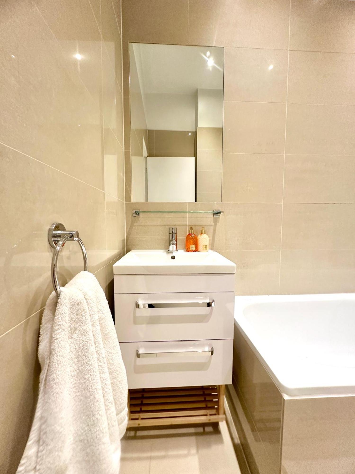 Apartment Elegant London Apartment