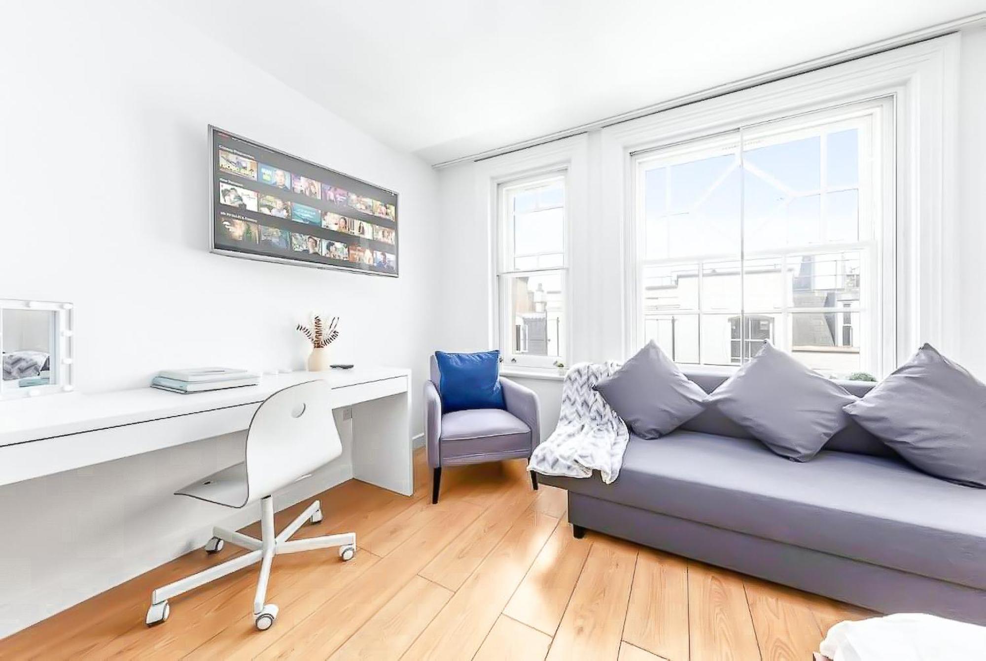 Piccadilly, Soho 1 Bedroom Sleep 6 Vr1