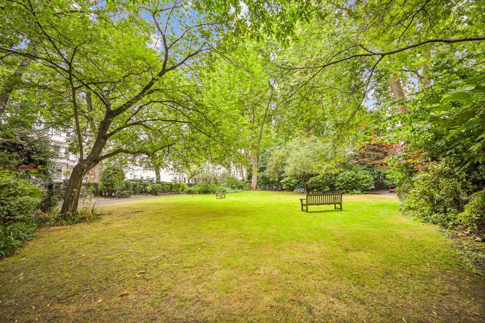 The Harrington - Gloucester Road - 4 Cornwall Gardens * London