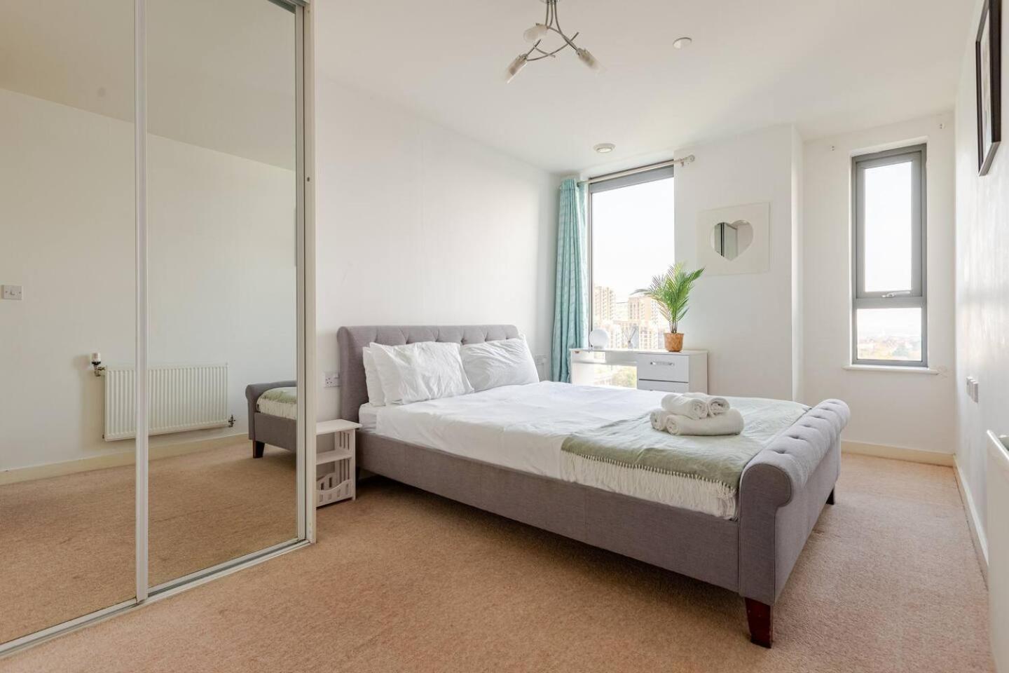 Cosy 2 Bedroom Flat By Wembley Stadium