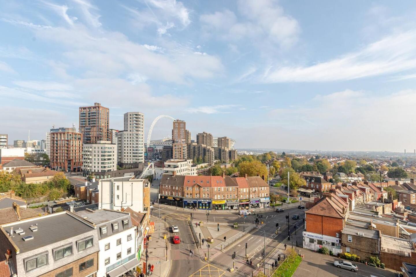 Cosy 2 Bedroom Flat By Wembley Stadium *