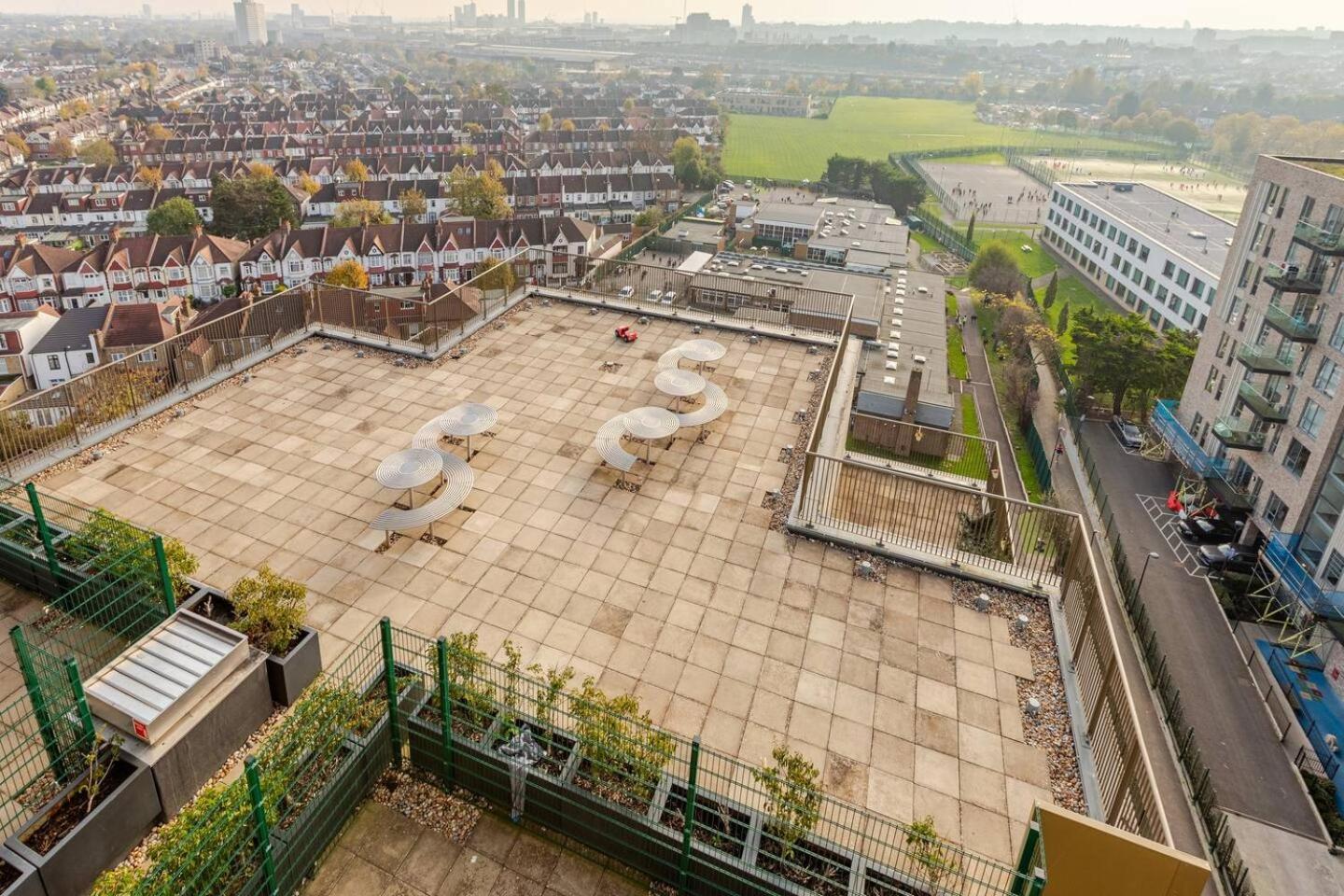 Cosy 2 Bedroom Flat By Wembley Stadium