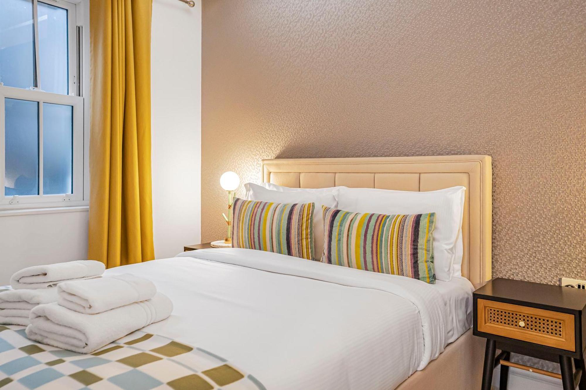 Stylish Modern By Livestay Short Lets & Serviced Nw6 * Londen