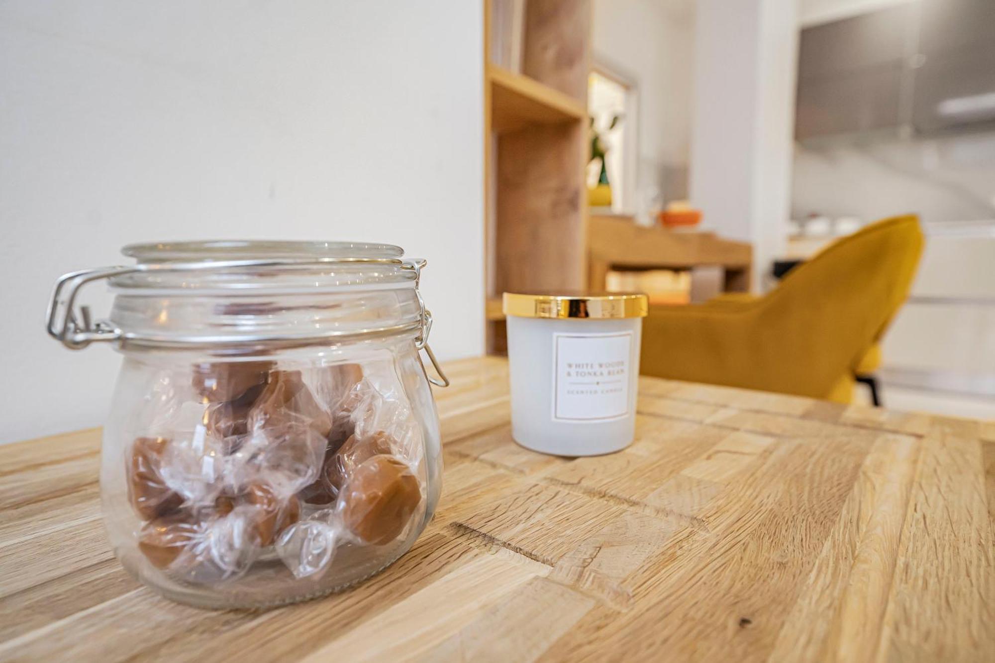 Stylish Modern By Livestay Short Lets & Serviced Nw6 Appartement *