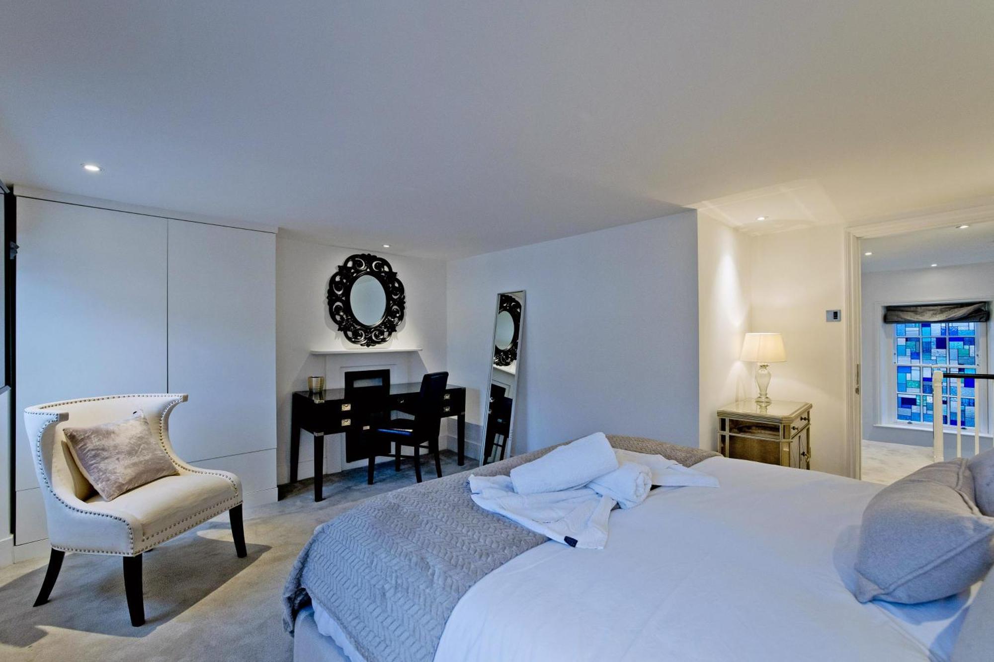 Imperial Victoria Square Privat overnatting London