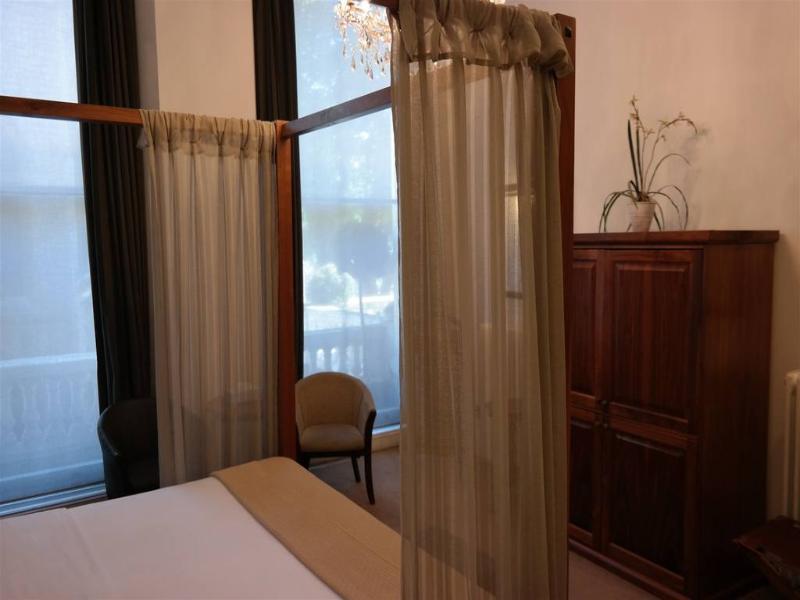 Hotel Commodore