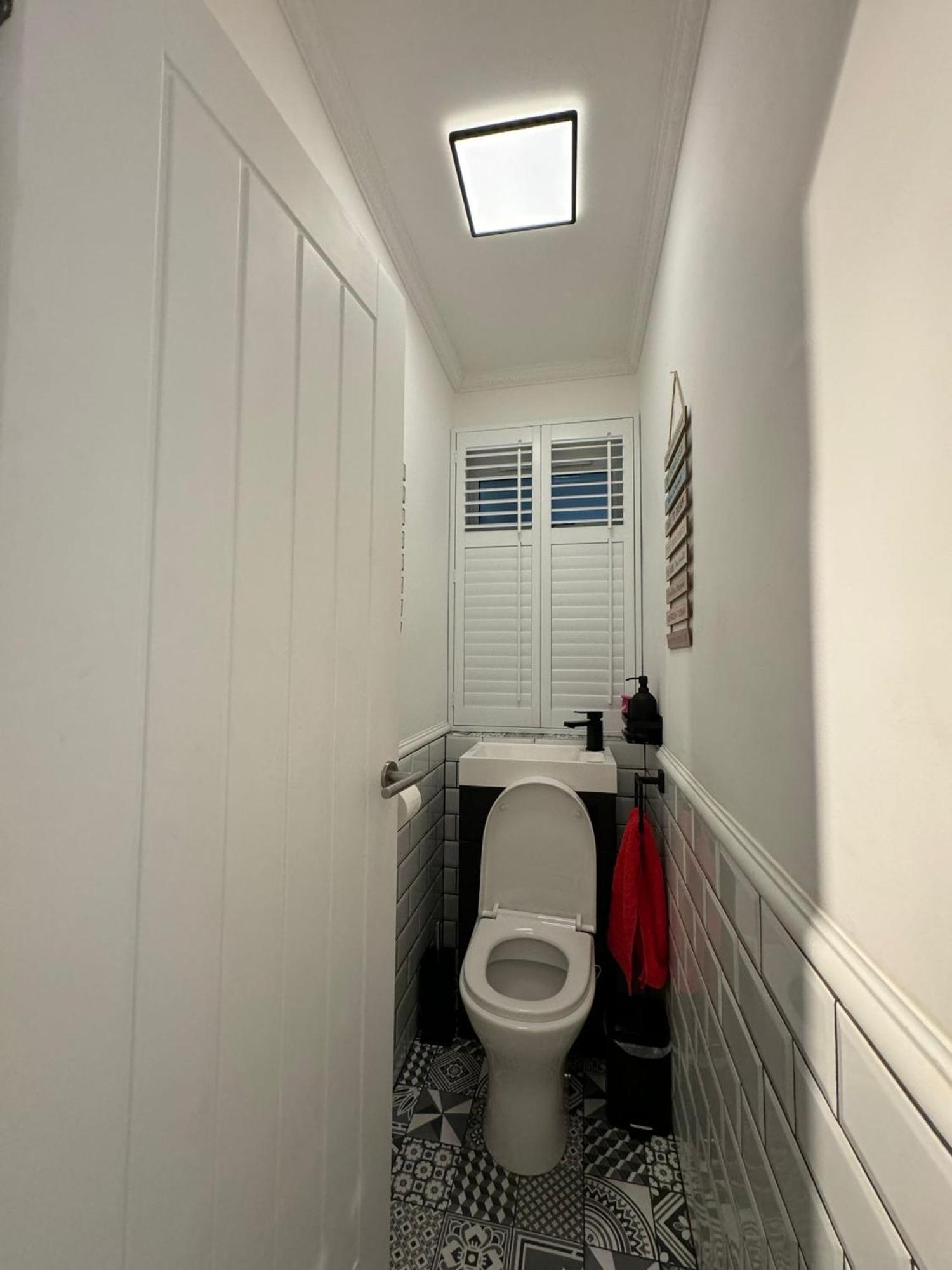 Lejlighed Newly Refurbished ,chic, Attractive 3 Bedroom Flat *