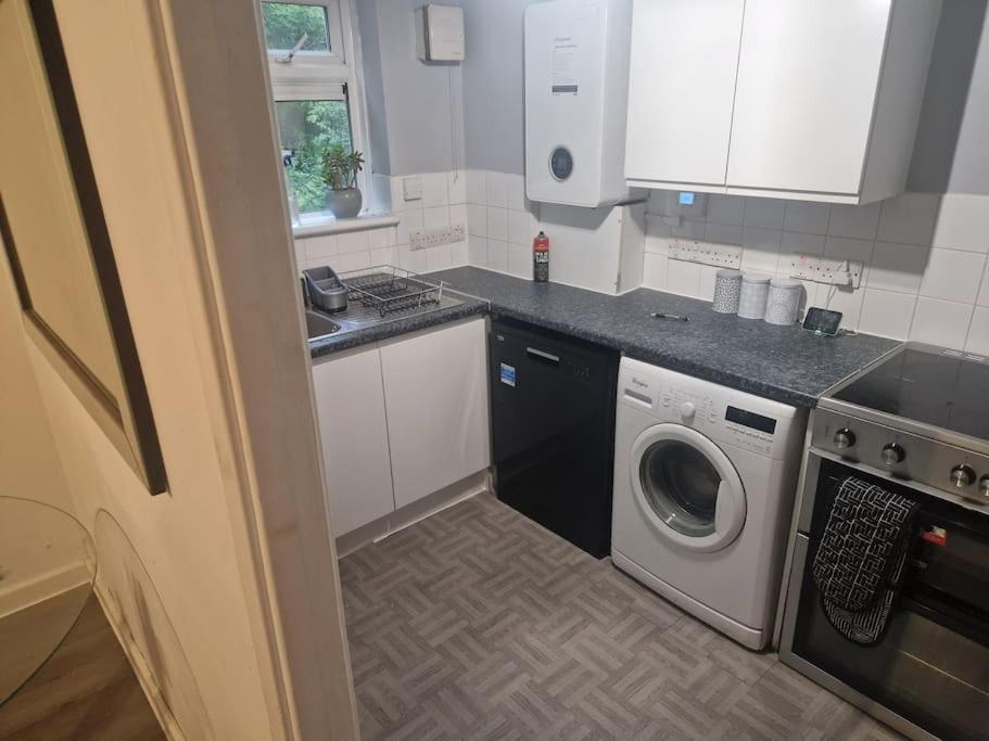 Modern Cozy One Bedroom Flat Londen