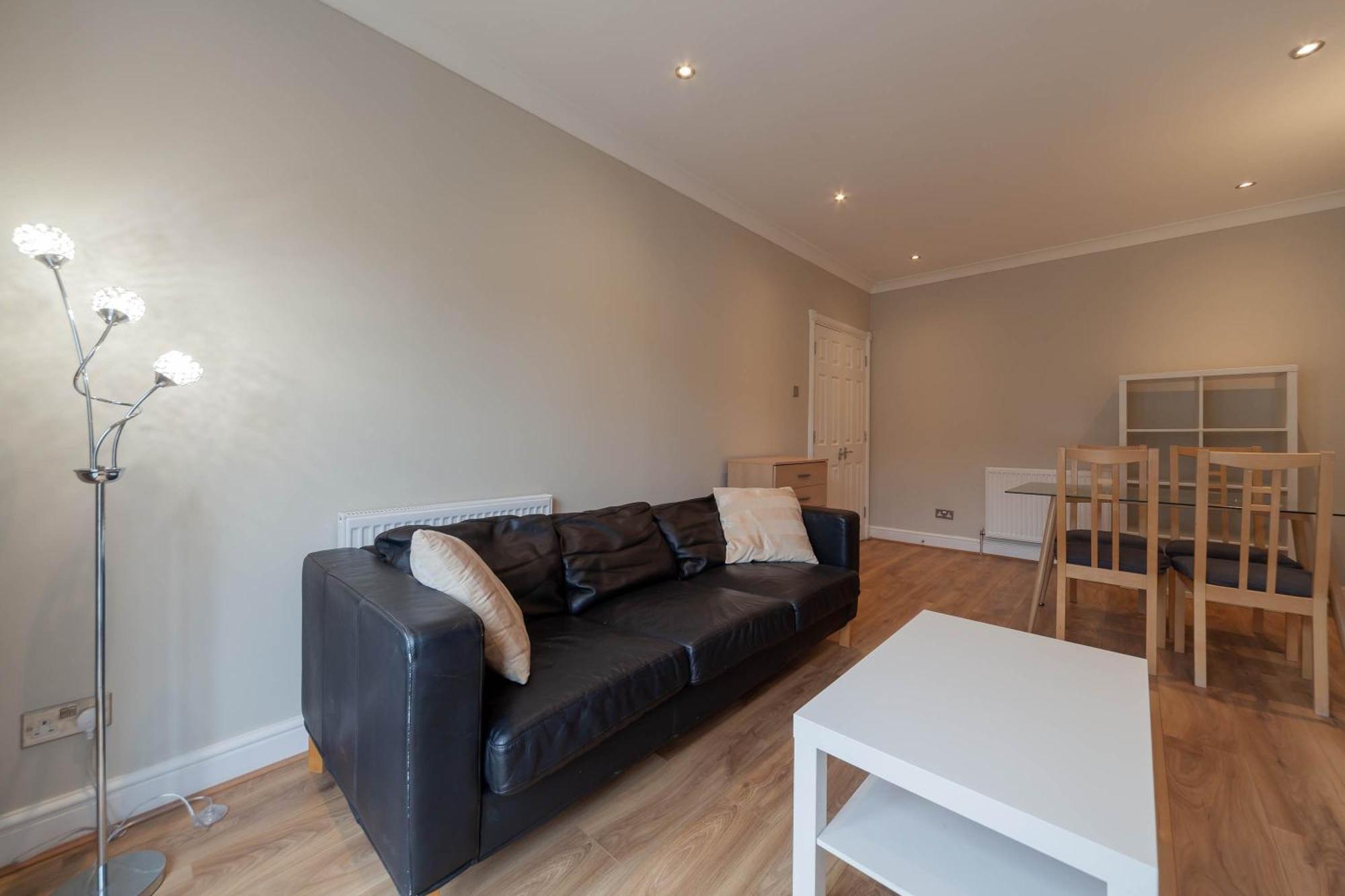 Spacious And Bright 2 Bed Tower Bridge Lägenhet *