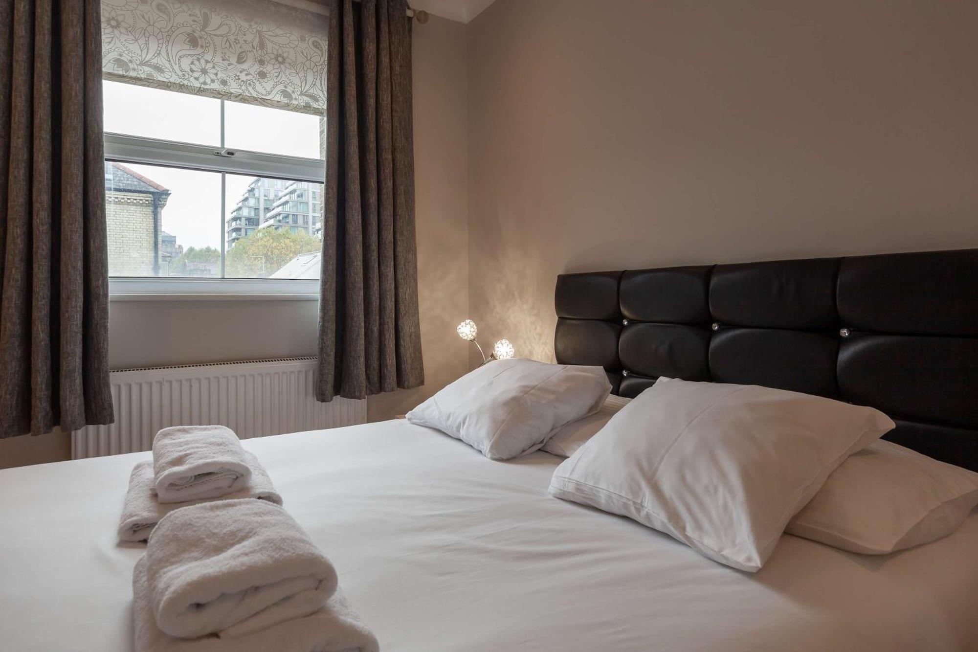 Spacious And Bright 2 Bed Tower Bridge Lägenhet