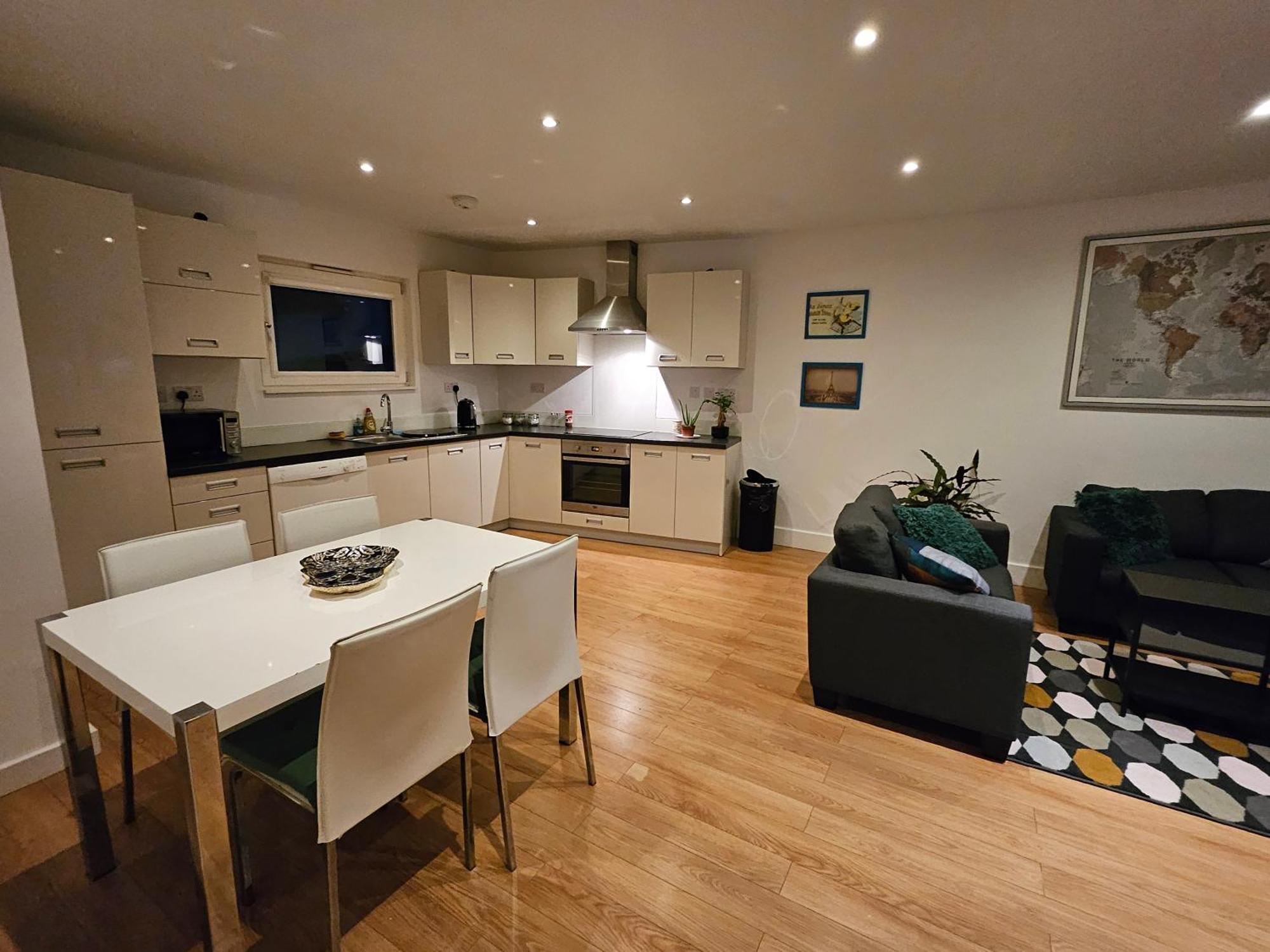 Leilighet Fomo House London
