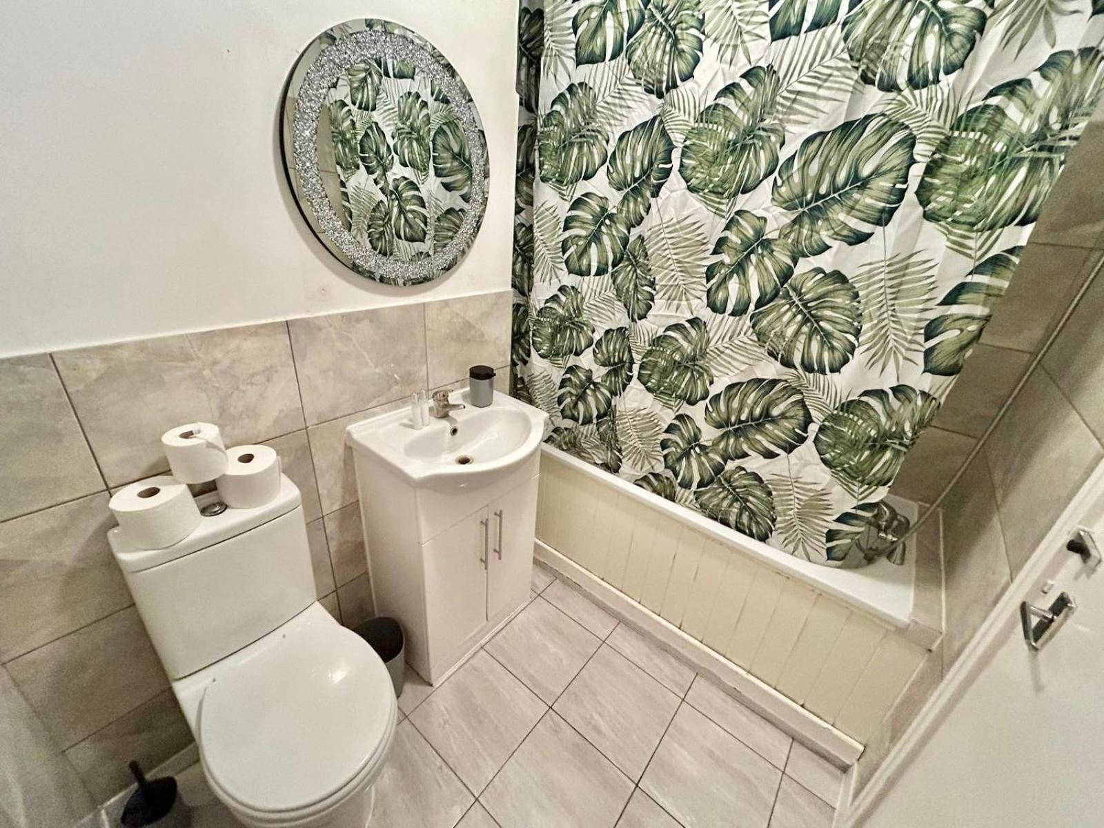 Comfortable Family Near Kensington Lejlighed *