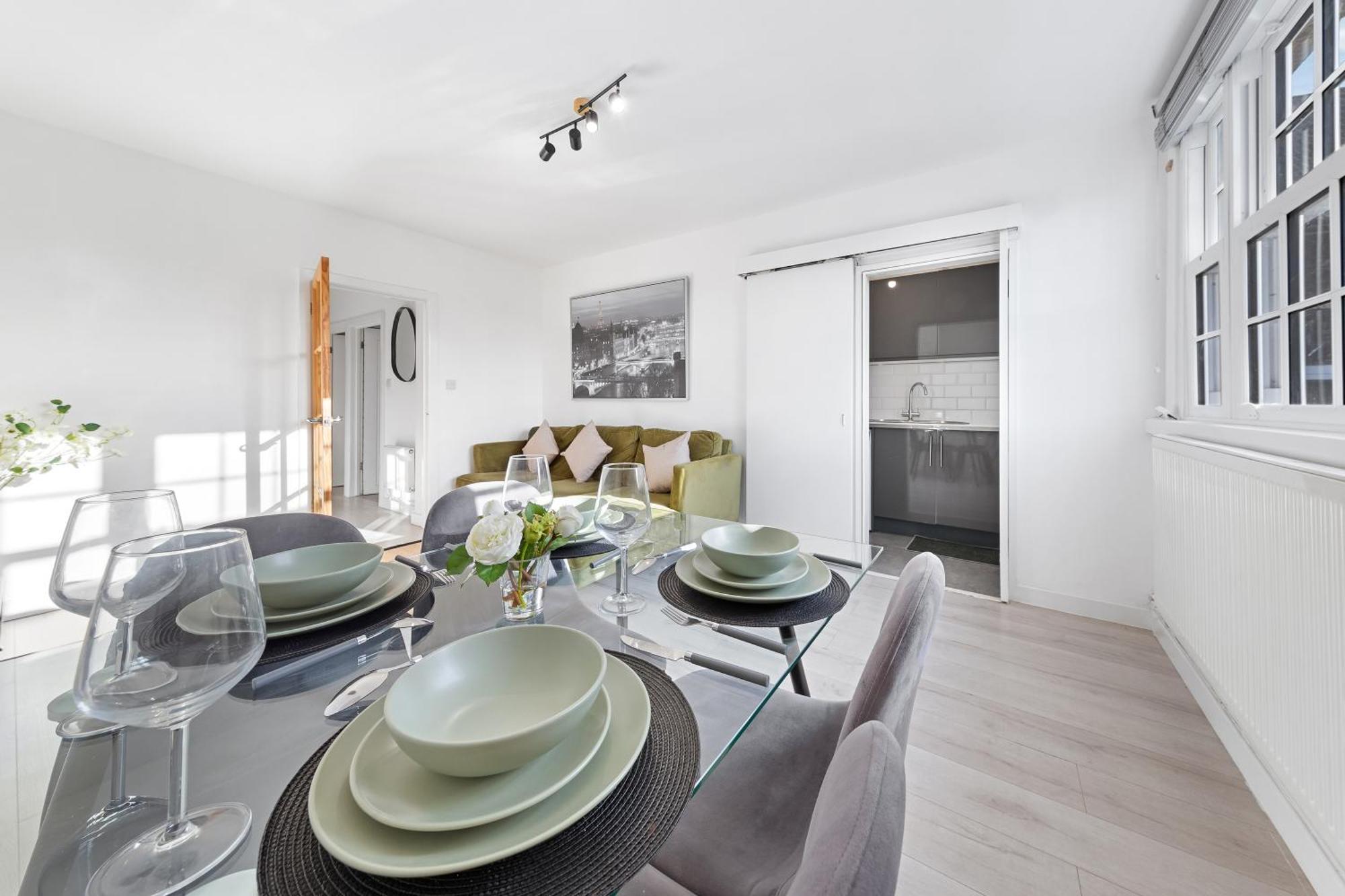 Four-bedroom Luxury Living - Westminster & Vauxhall Leilighet