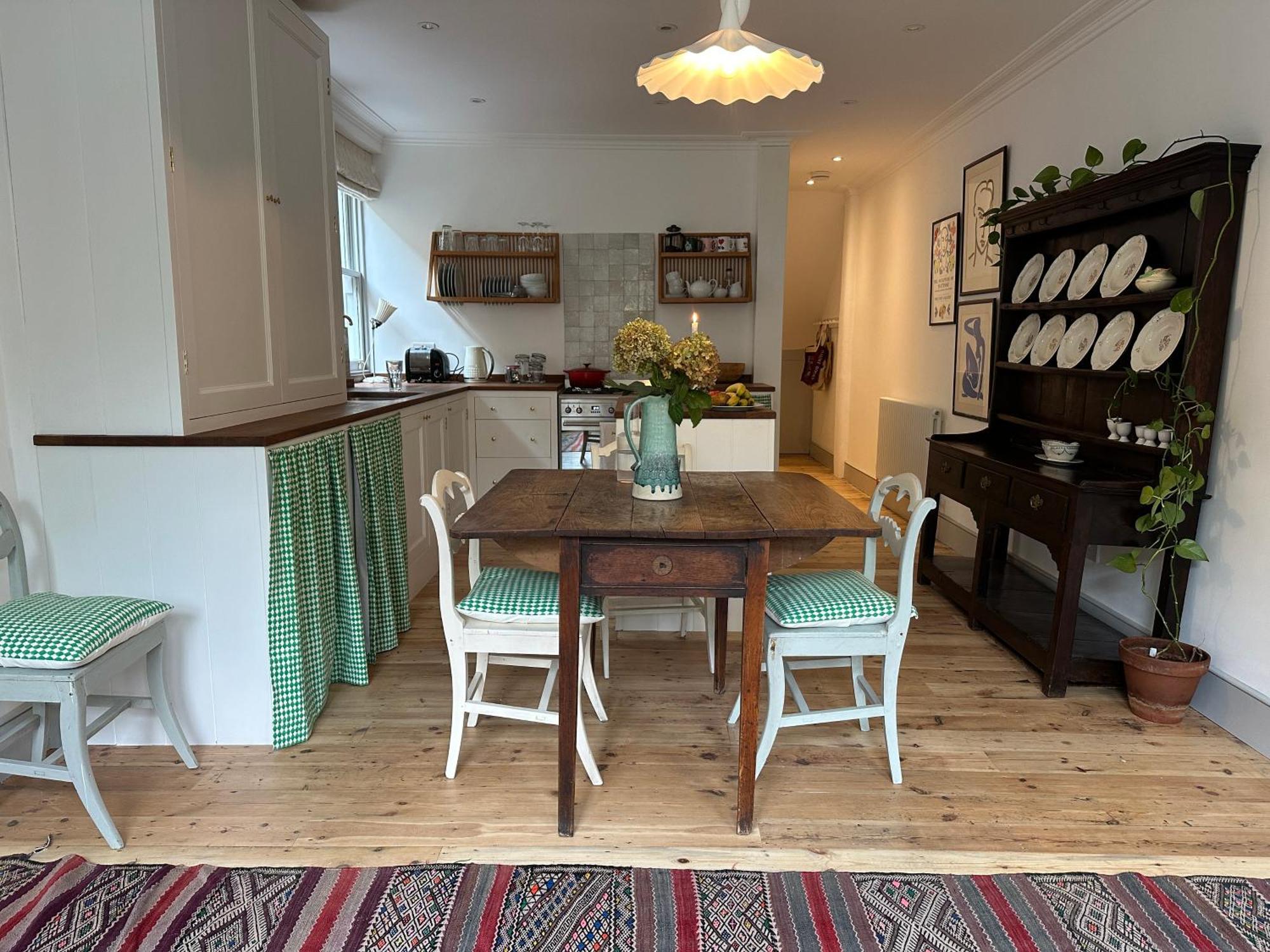 2 Bed Luxe Garden * Londen