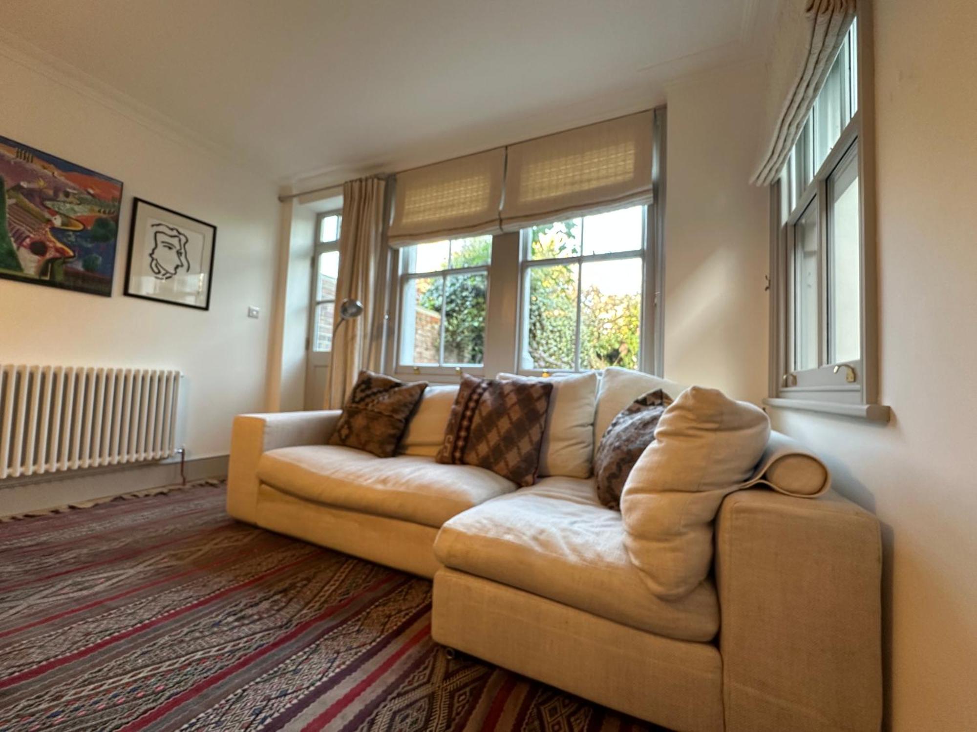 2 Bed Luxe Garden Appartement