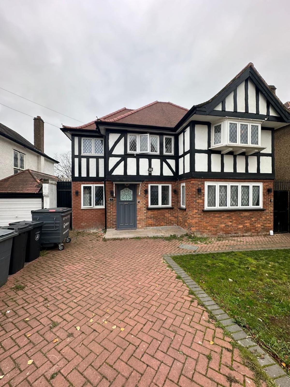 Wembley Private Gasthof