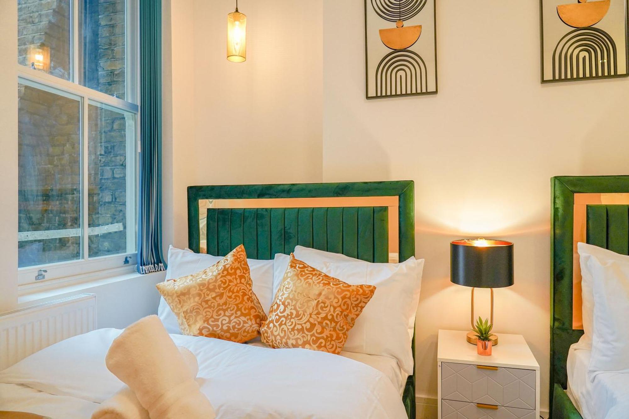 New Luxurious Stunning Block In Leilighet *