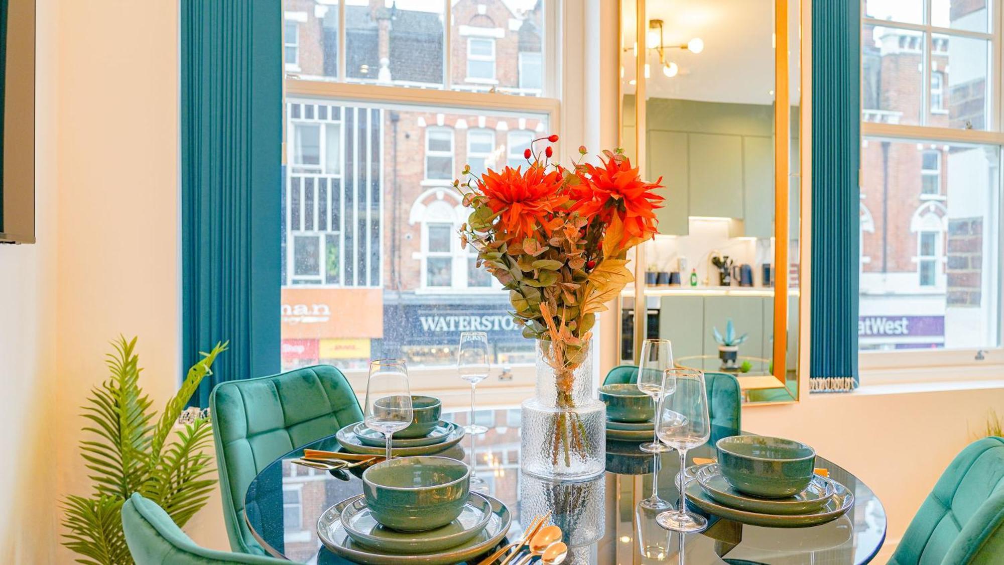 Leilighet New Luxurious Stunning Block In