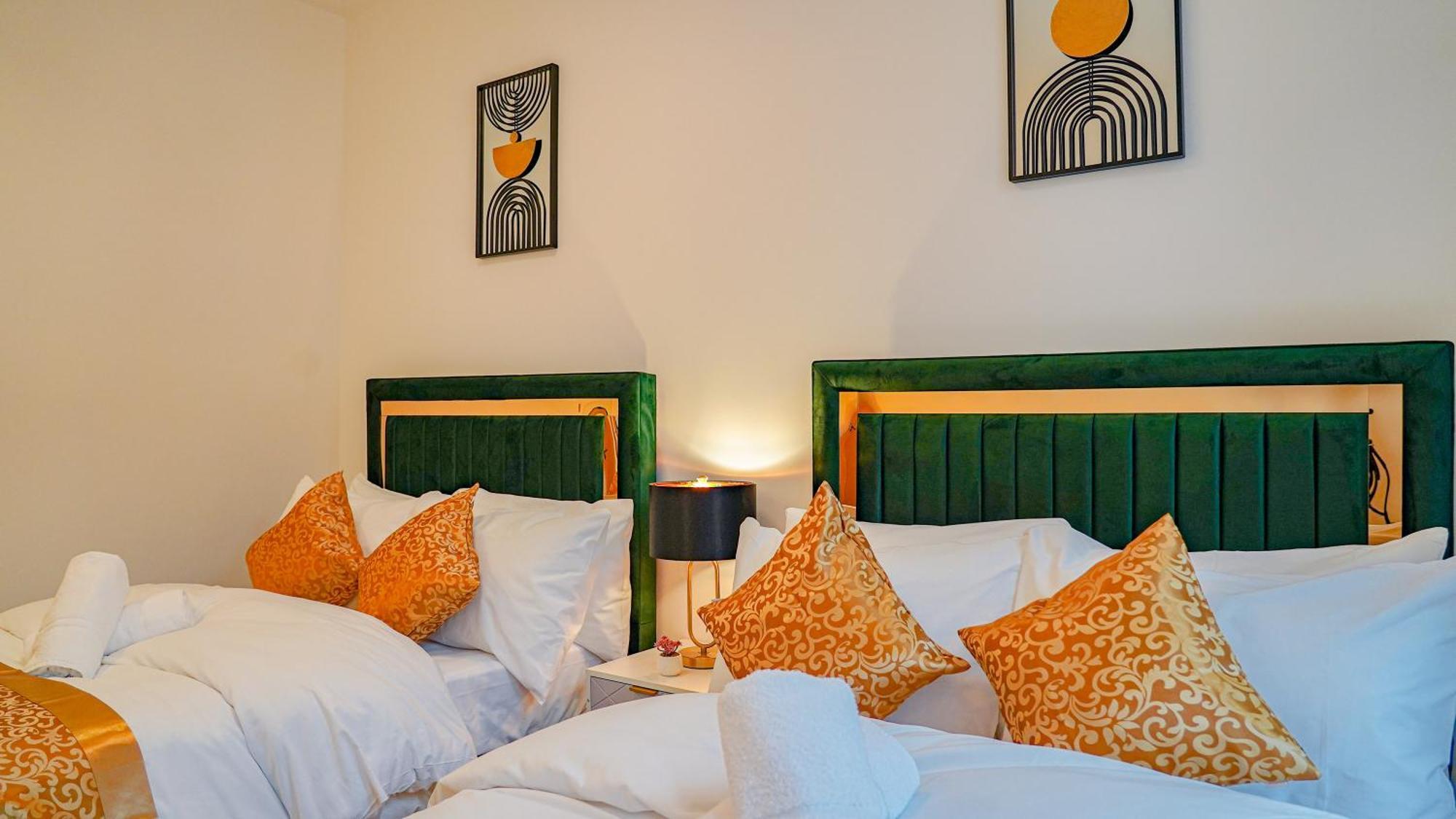 New Luxurious Stunning Block In Leilighet