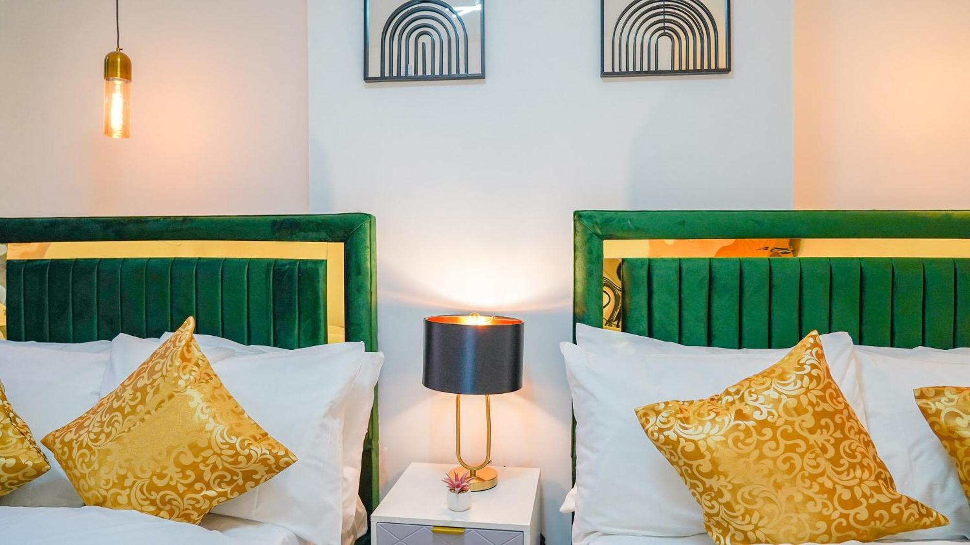 New Luxurious Stunning Block In Leilighet *