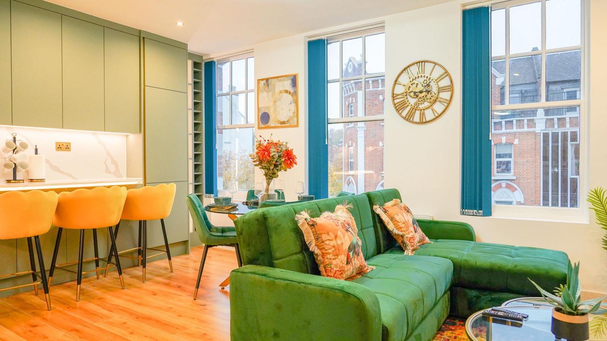 New Luxurious Stunning Block In Leilighet
