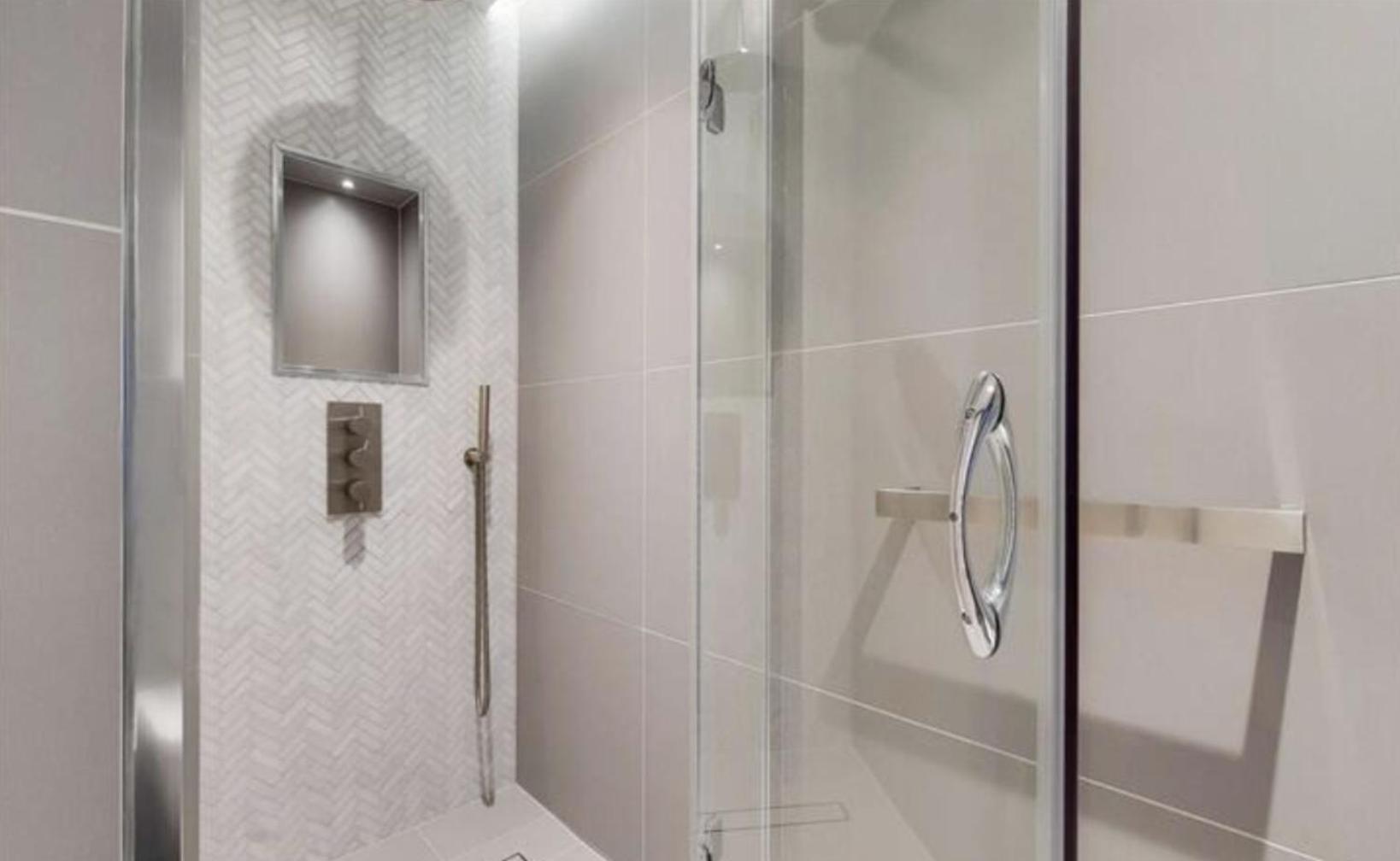 Stylish 2 Bedroom / Swiss / Regent's Park Appartamento Londra