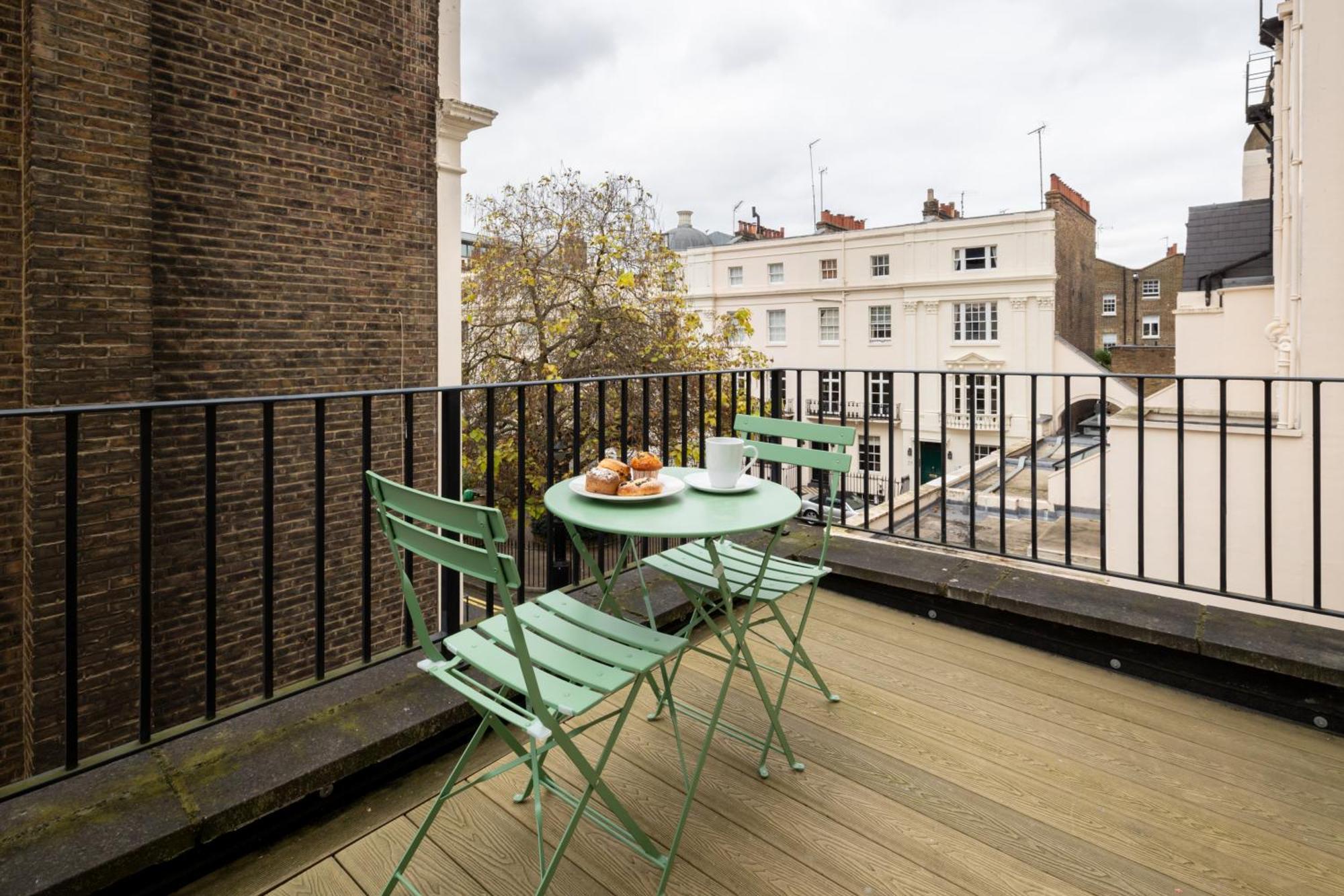 Kula - Victoria London
