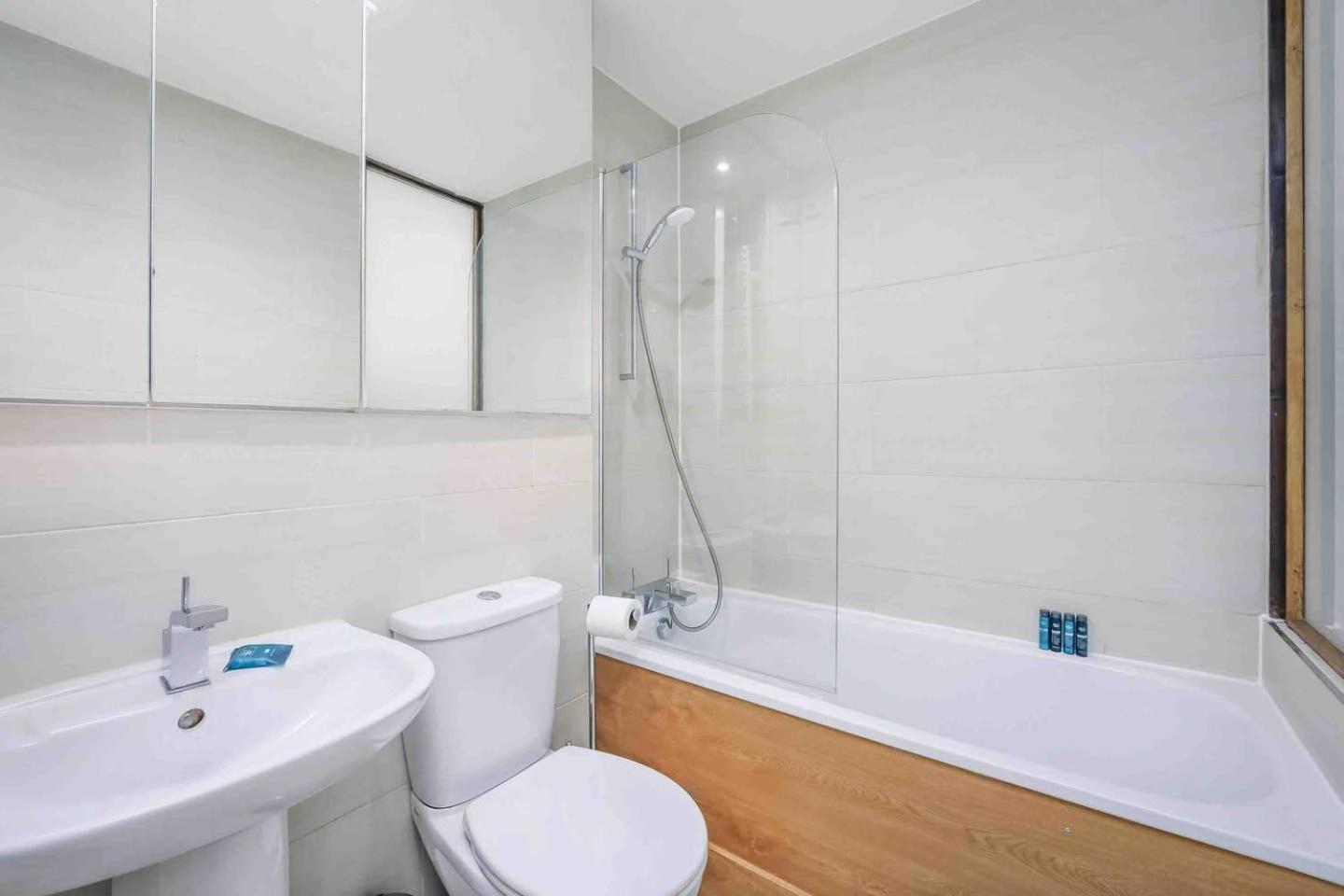2 Bed By Oxford Circus And Regent Street! Lägenhet *