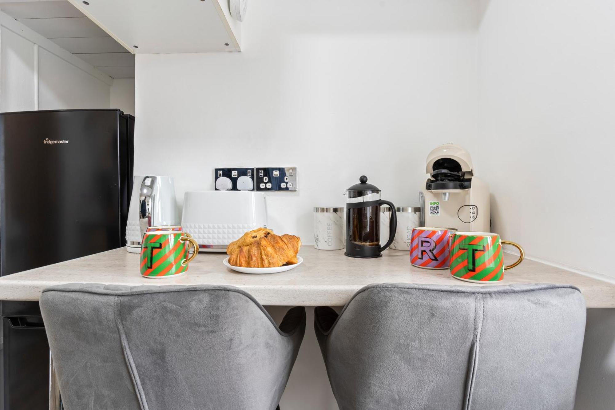 Wembley Haven, Lovely 2 Bed Next To Stadium * Londen