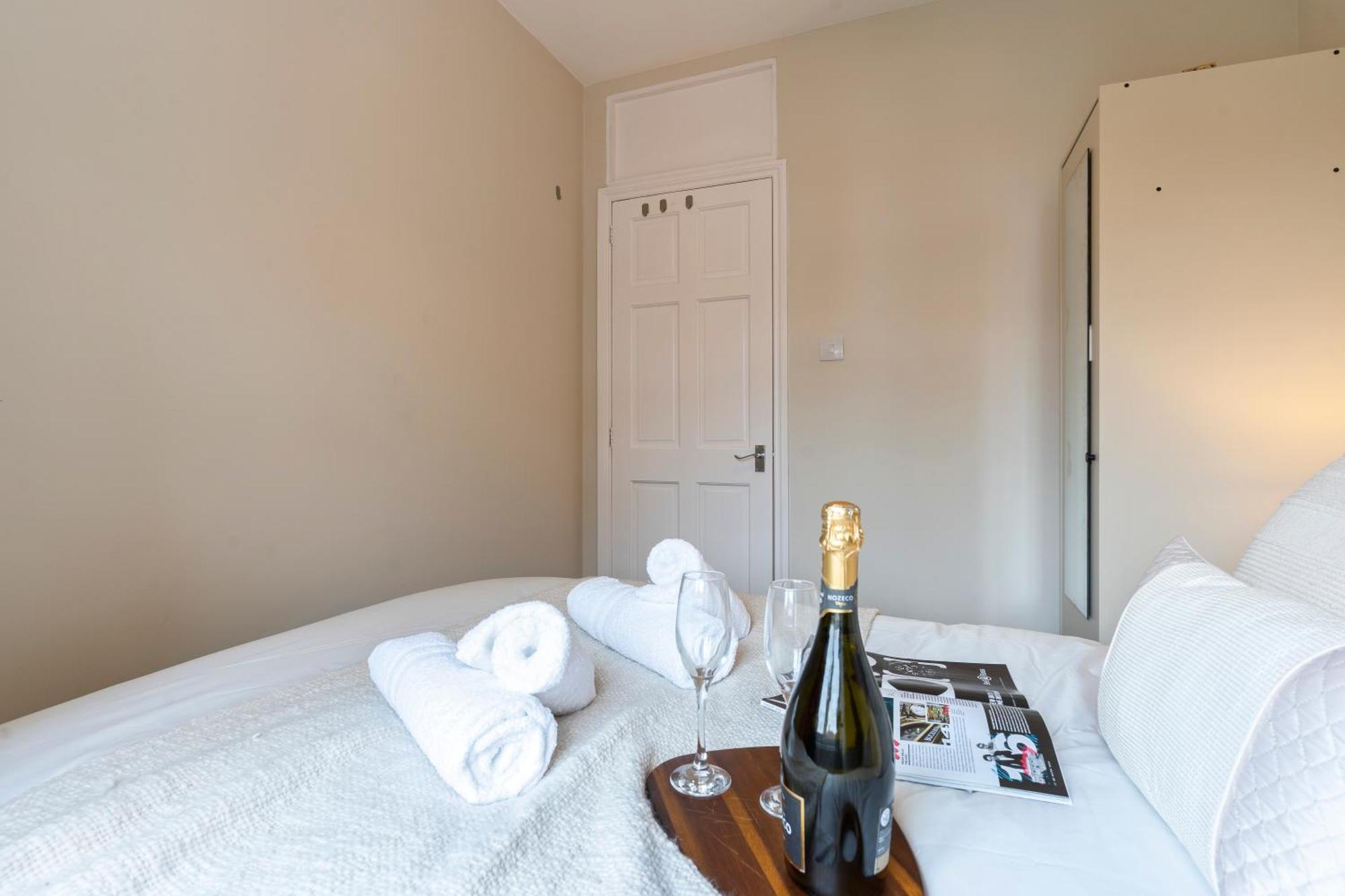 Wembley Haven, Lovely 2 Bed Next To Stadium Appartement Londen