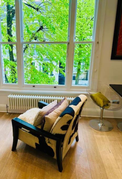 Large Boutique Flat In London's Primrose Hill London