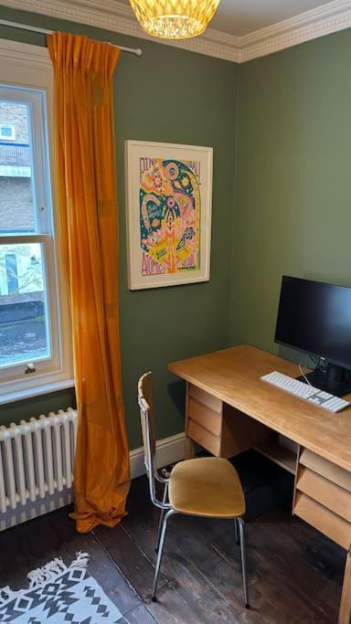 Vakantiehuis Eclectic Victorian Terrace House